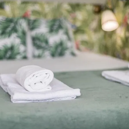 Rossio Penthouse Three-bedroom W/ River View And Parking - By Lu Holidays Lisbona