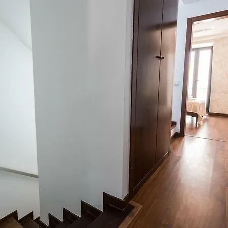 Rossio Penthouse Three-bedroom W/ River View And Parking - By Lu Holidays *