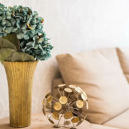 Rossio Penthouse Three-bedroom W/ River View And Parking - By Lu Holidays *