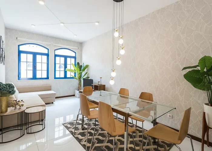 Rossio Penthouse Three-bedroom W/ River View And Parking - By Lu Holidays شقة