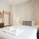 アパート Rossio Penthouse Three-bedroom W/ River View And Parking - By Lu Holidays