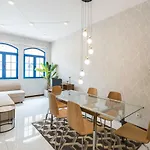 Rossio Penthouse Three-bedroom W/ River View And Parking - By Lu Holidays アパート
