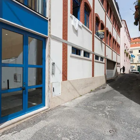 Rossio Penthouse Three-bedroom W/ River View And Parking - By Lu Holidays アパート リスボン